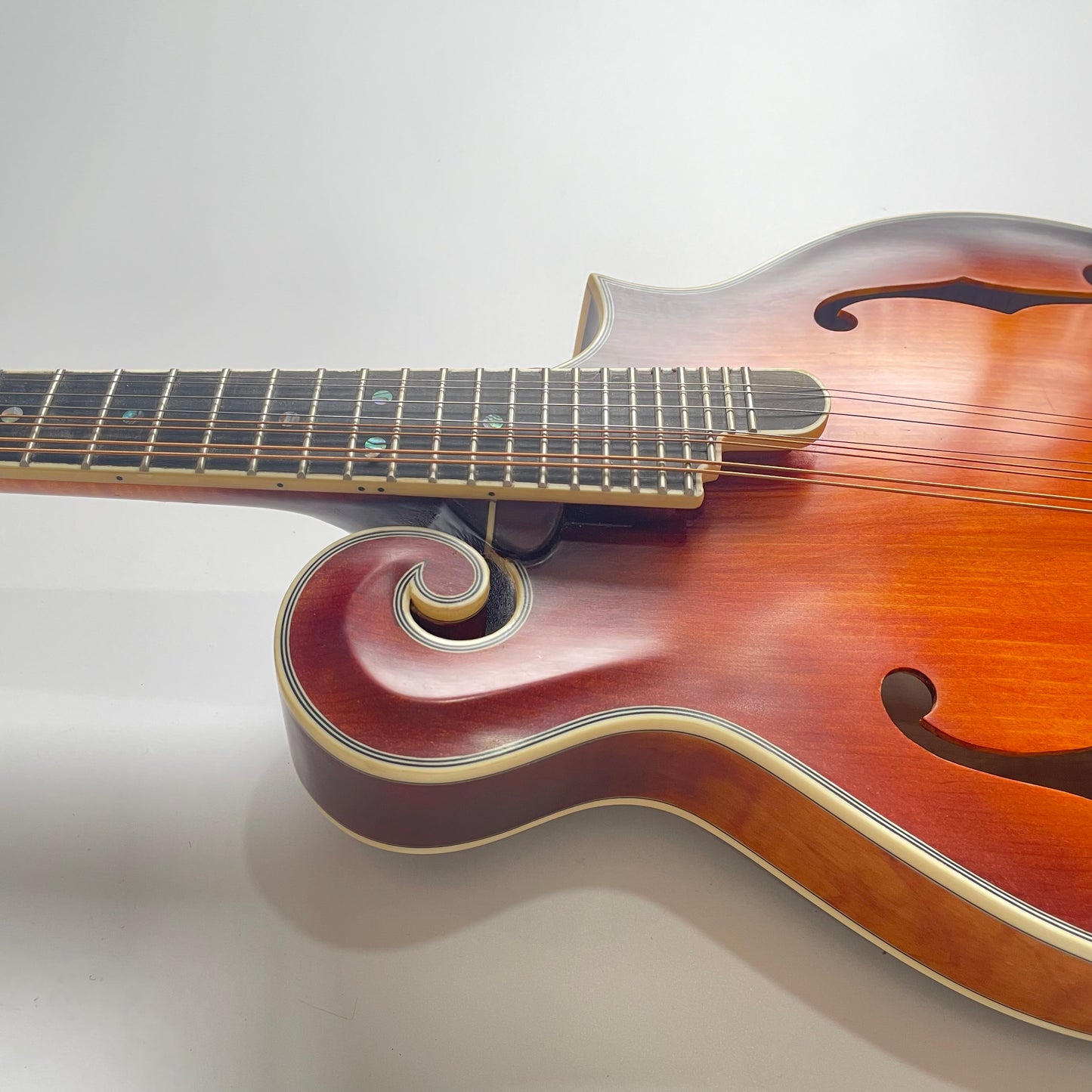 Afanti East Luthier Series AAA Grade Flamed Maple Back F Style Mandolin(AMD-170 F)